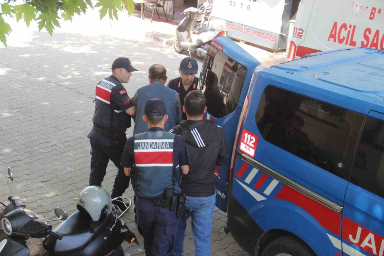 Çanakkale’nin Bayramiç ilçesinde, iddiaya göre, R.C. (73) 40 yıldır beraber