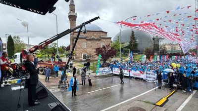 Hak İşçi Sendikaları Konfederasyonu (HAK-İŞ) Genel Başkanı Mahmut Arslan, “Türkiye’nin