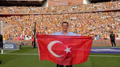 Hull City’nin Premier Lig’e yükselmesinin ardından kutlamaların adresi Hull şehir