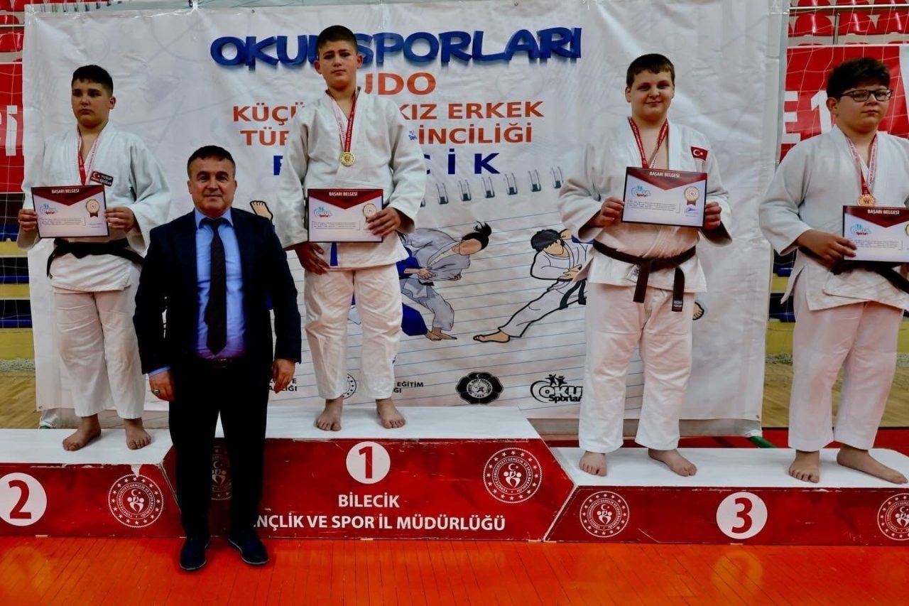 Bilecik’te Judo Küçükler Türkiye Birinciliği tamamlandı. Bilecik İstasyon Spor Salonu’nda