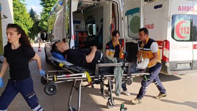 Bursa’nın İnegöl ilçesinde bir palet fabrikasında devrilen makinenin altında kalan
