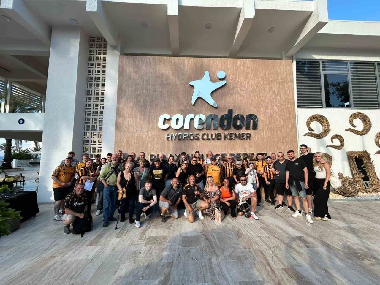 Acun Ilıcalı’nın sahibi olduğu Hull City’nin Premier Lig’e yükselme sevincini