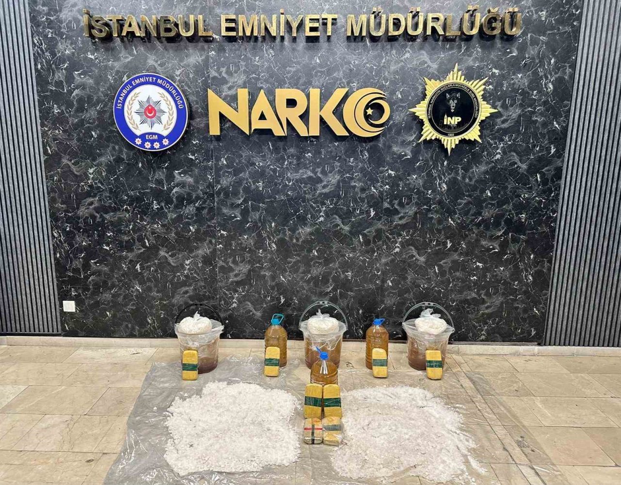 İstanbul’un Avcılar ilçesinde düzenlenen narkotik operasyonunda 66 kilo 300 gram
