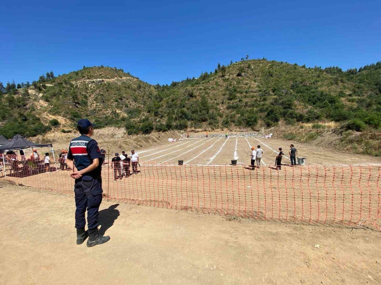 Bilecik’in Osmaneli ilçesinde düzenlenen atış etkinliğinde üst düzey güvenlik tedbiri