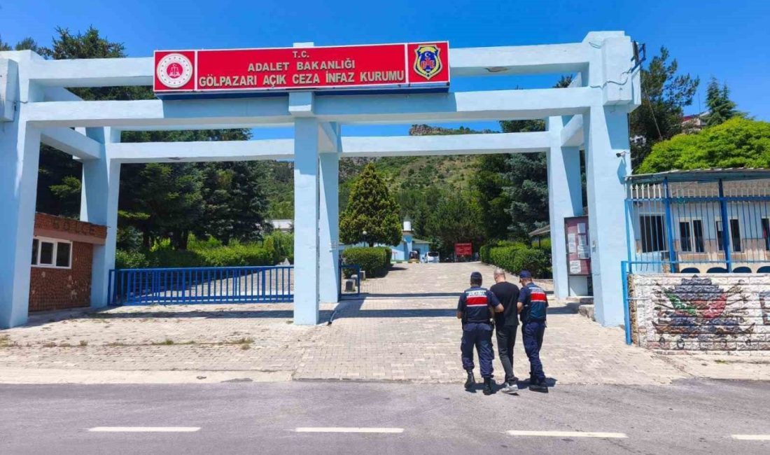Bilecik’te jandarma tarafından ’Hakaret’ suçundan aranan şahıs yakalanarak, cezaevine teslim