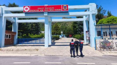 Bilecik’te jandarma tarafından ’Hakaret’ suçundan aranan şahıs yakalanarak, cezaevine teslim