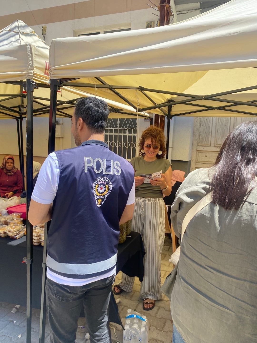 Bilecik’in Pazaryeri ilçesinde KADES ve dolandırıcılık uyarısı yapıldı. Pazaryeri İlçe
