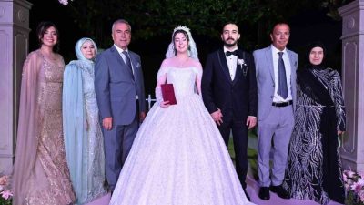 Burhaniye İlçe Emniyet Müdürü Faik Karabaş’ın eczacı kızı Eylül Karabaş,