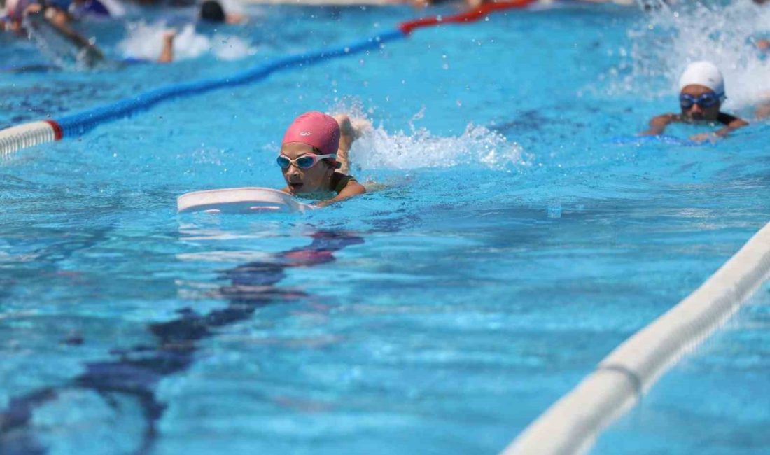 Bursa’da 7’den 70’e herkesin sporla buluşmasını amaçlayan Büyükşehir Belediyesi, Yaz