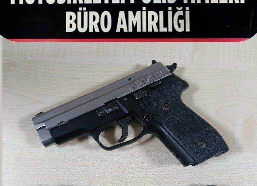 Çanakkale’de emniyet ekiplerince gerçekleştirilen huzur uygulamalarında farklı suçlardan aranan 23