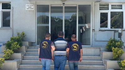 Çanakkale’de jandarma ekiplerince yapılan uygulamalarda farklı suçlardan aranan 63 şüpheli
