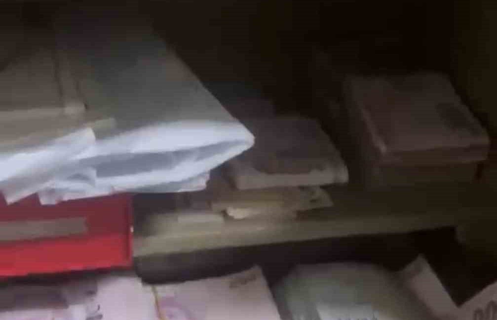 Çanakkale’de emniyet tarafından düzenlenen tefecilik operasyonunda 1 şüpheli tutuklandı. Biga
