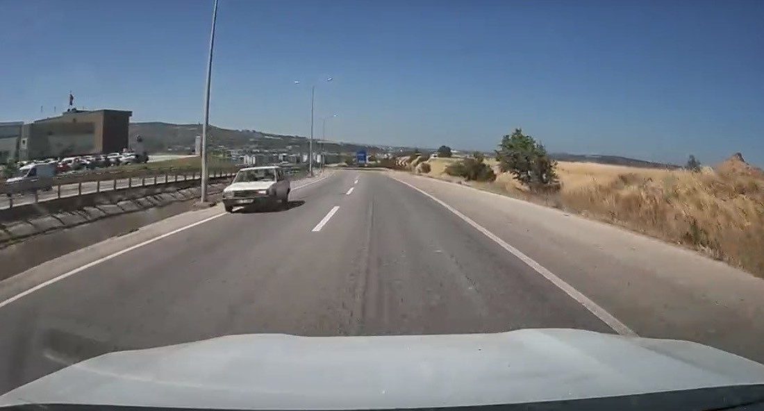 Çanakkale-Bursa kara yolunda ters yönde giden ve 3,12 promil alkollü