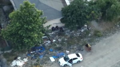 İstanbul’un Esenyurt ilçesinde uyuşturucu ticareti yapan 3 şahıs, polis ekiplerince