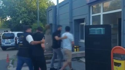 İstanbul’un Esenyurt ilçesinde, nişanlısı ve kayınvalidesiyle kahvaltıya giden genç adam,
