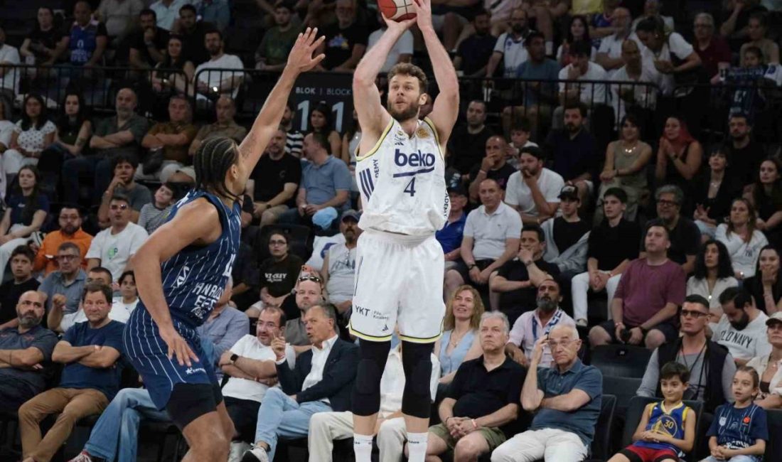 Fenerbahçe Beko, Türkiye Sigorta Basketbol Süper Ligi play-off yarı final