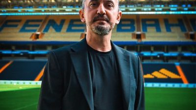 Fenerbahçe Futbol Akademisi’nde görev yapan Tuncay Şanlı ile yolların ayrıldığı