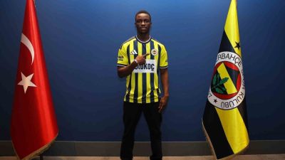 Fenerbahçe, Senegalli genç futbolcu Amara Diouf ile 5 yıllık sözleşme