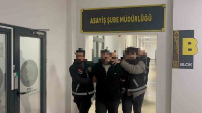 Kocaeli’nin İzmit ilçesinde iki grup arasında çıkan silahlı kavgada futbolcu
