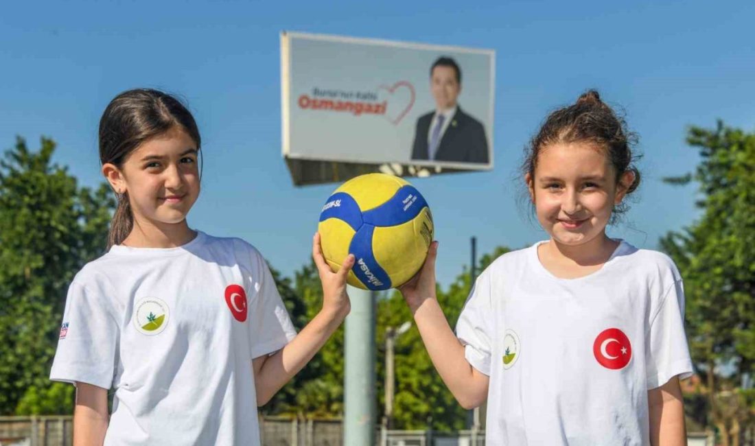Osmangazi Belediyesi’nin bu yıl ikinci kez düzenlediği Mini Voleybol Şenliği,
