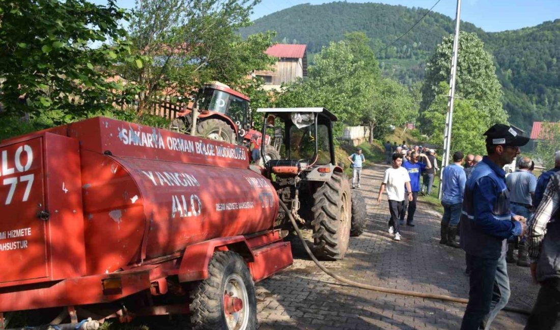Sakarya’nın Hendek ilçesinde iki katlı evde çıkan yangına ilk müdahaleyi