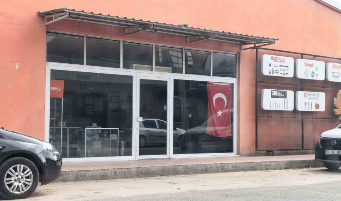 Bursa’nın İnegöl ilçesinde gece saatlerinde meydana gelen olayda, bir işyeri