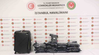 İstanbul Havalimanı’nda Ticaret Bakanlığı Gümrükler Muhafaza ekiplerince düzenlenen operasyonda piyasa