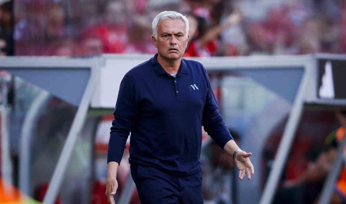Real Madrid, Portekizli Teknik Direktör Jose Mourinho ile 3 yıllık