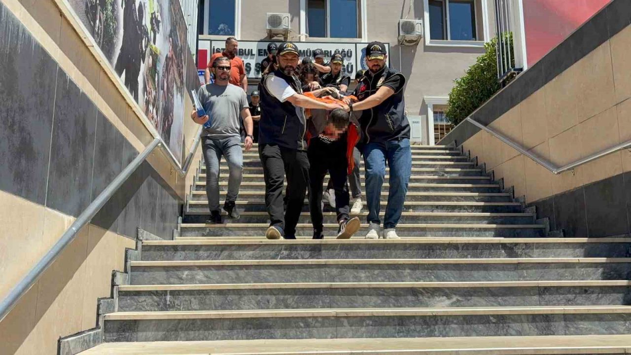 İstanbul Kartal’da esnaflık yapan Yusuf İnan, ’yan bakma’ nedeniyle tartıştığı