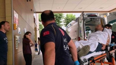 Bursa’da meydana gelen kavgada kayınbiraderinin bıçakladığı enişte ağır yaralandı. Olay,