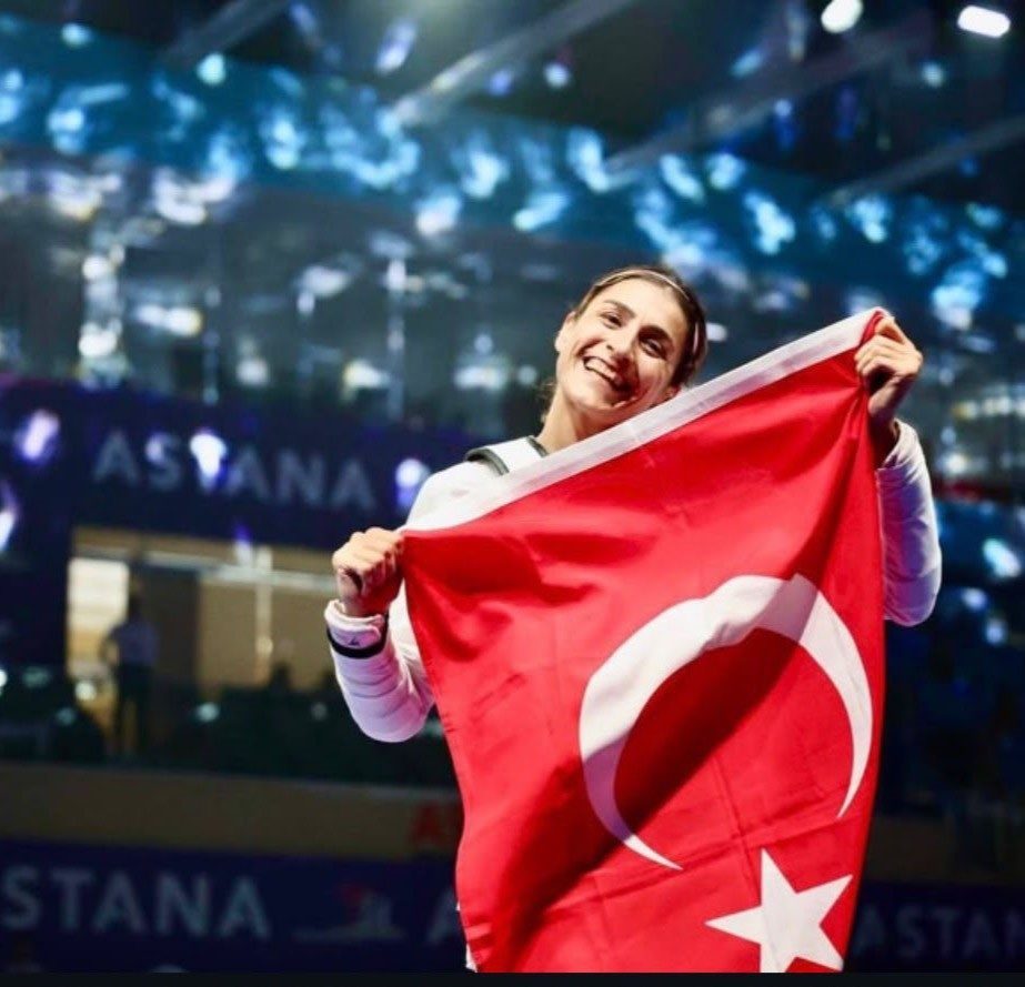 Yıldırım Belediyesi Spor Kulübü’nün milli sporcusu Hatice Kübra İlgün, uluslararası