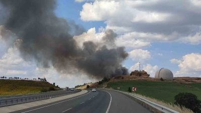 Edirne’nin Keşan ilçesinde Katı Atık Bertaraf Tesisi’nin plastik ayrıştırma ünitesinde