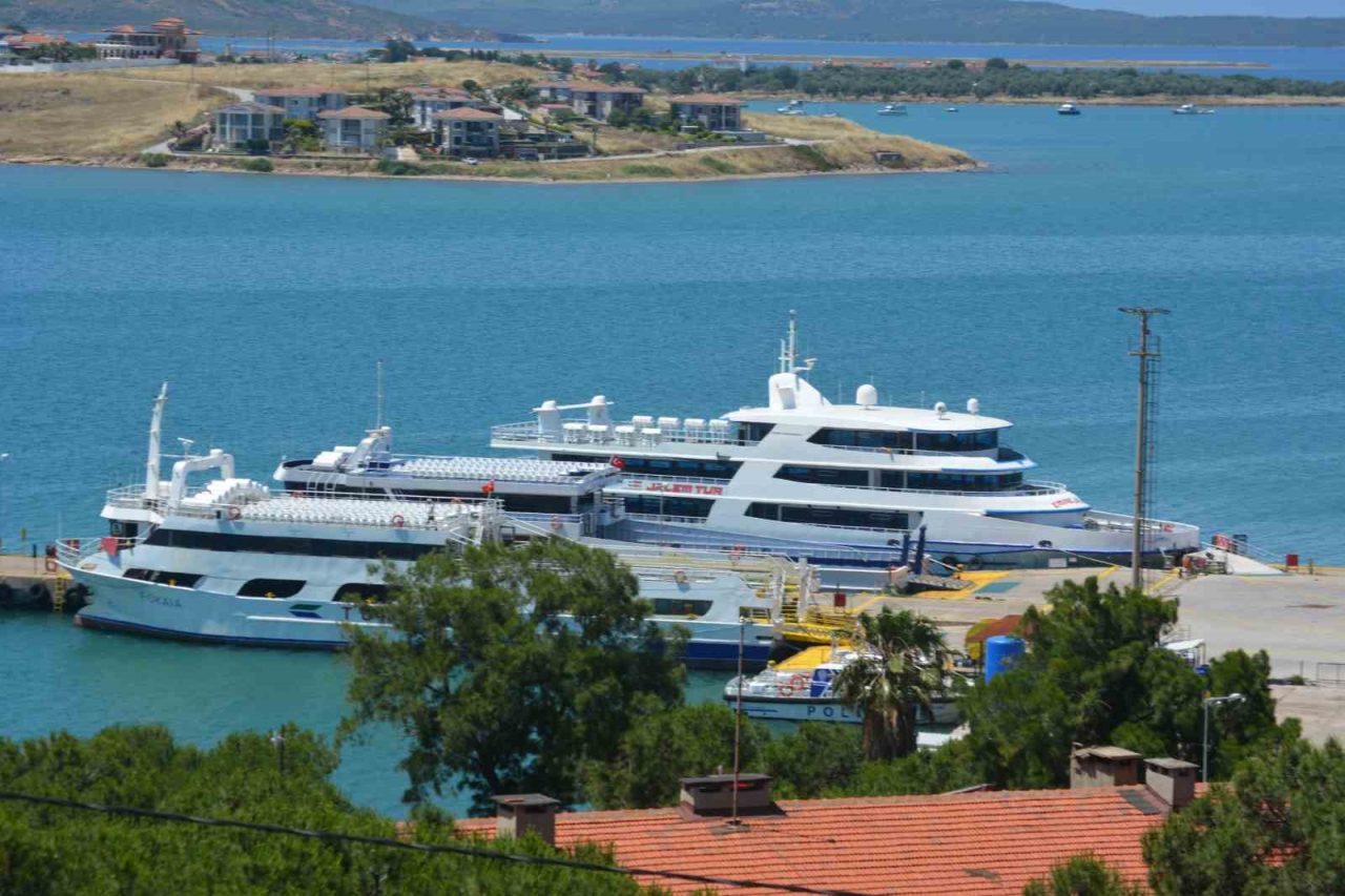 Balıkesir’in Ayvalık ilçesinde Kurban Bayramı tatili, Ayvalık ile Yunanistan’ın Midilli