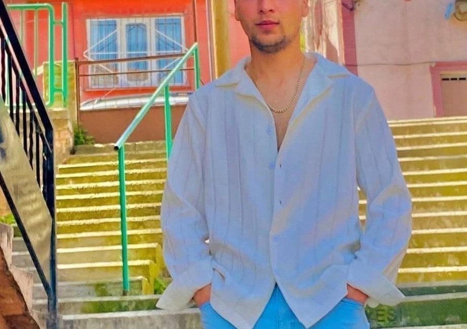 Kocaeli’nin İzmit ilçesinde 19 yaşındaki kuzenini bıçaklayarak öldüren sanığın davasında