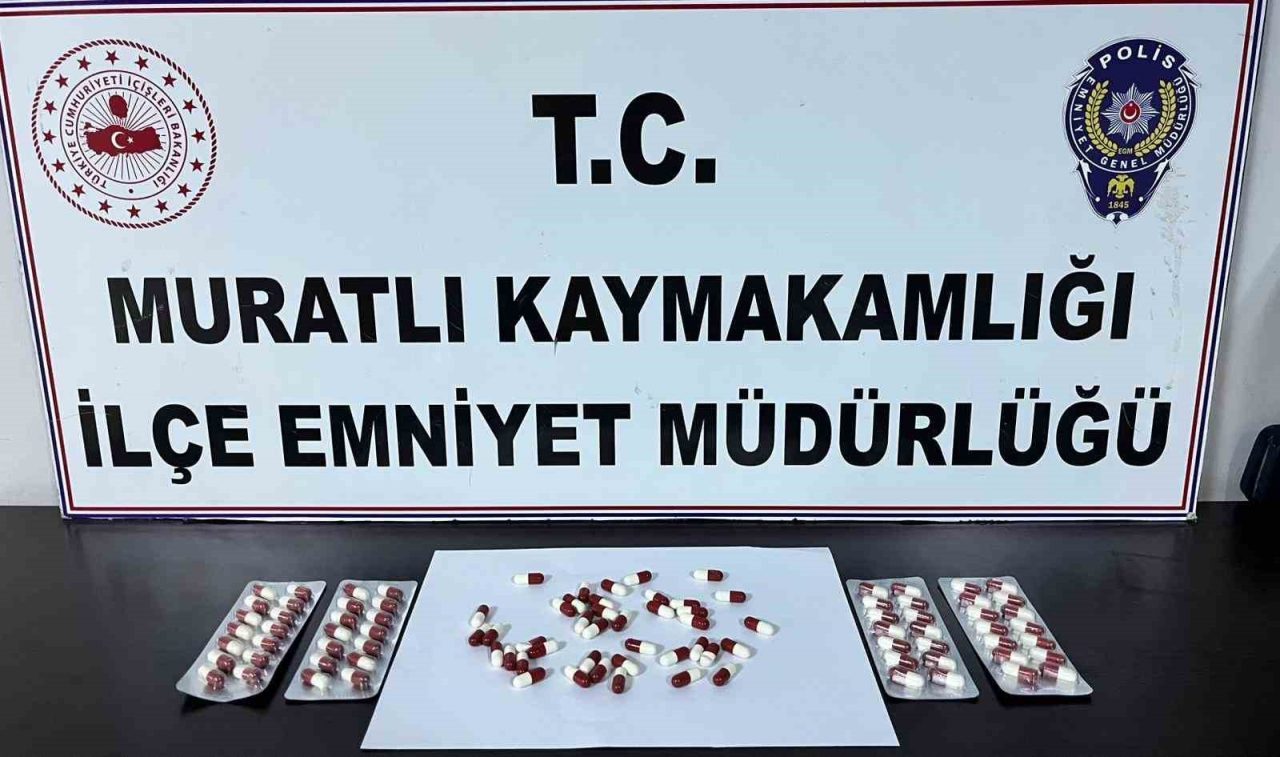 Tekirdağ’ın Muratlı ilçesinde Emniyet Müdürlüğü Asayiş Büro Amirliği’ne bağlı narkotik