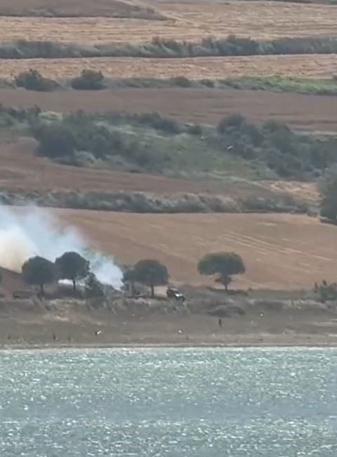 İstanbul’da vatandaşların piknik yaptıkları sırada yaktıkları ateşin çayırlık alana sıçraması