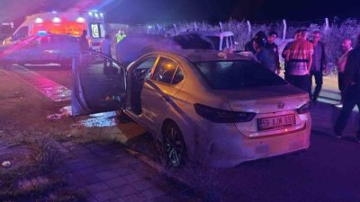 Tekirdağ’ın Saray ilçesinde otomobil ile kamyonetin kafa kafaya çarpıştığı kazada