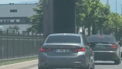 Bursa’nın İnegöl ilçesinde trafikte tehlikeli hareketler yaparak hem kendi canlarını