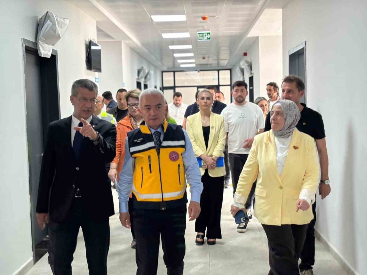 Kırklareli Valisi Uğur Turan, Babaeski ilçesinde yapımı devam eden sağlık