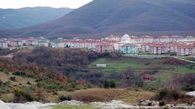 Yalova’da, 1999 Marmara Depremi sonrasında Merkez Paşakent Mahallesi ve Çınarcık