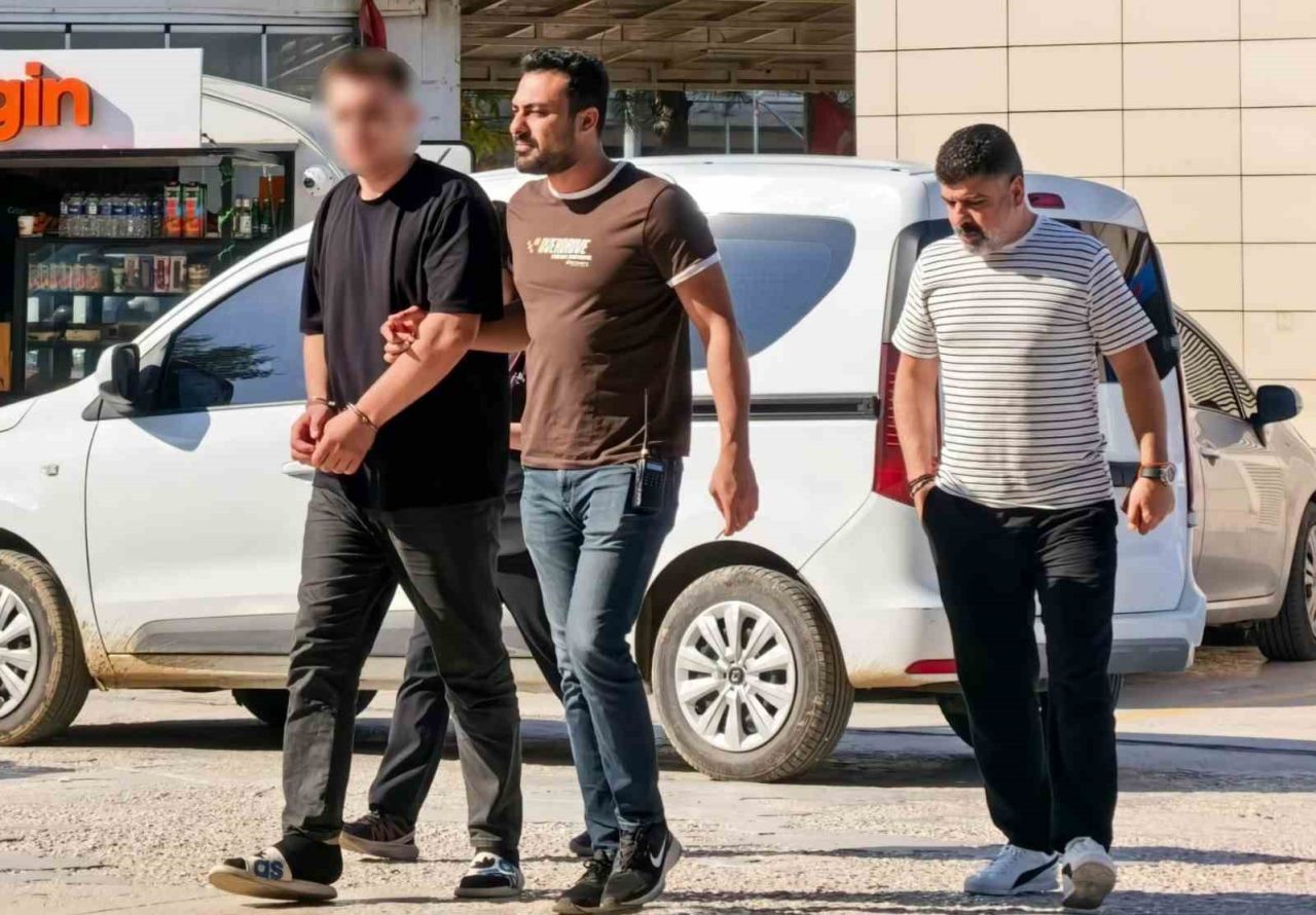 Bursa’da 19 yaşındaki bir şüpheli, arkadaşını silah ve bıçakla tehdit