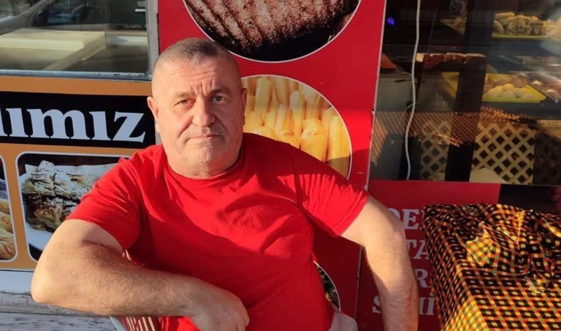 İstanbul’un Bayrampaşa ilçesinde, bir fırının önünde çıkan “ne bakıyorsun” kavgasında,