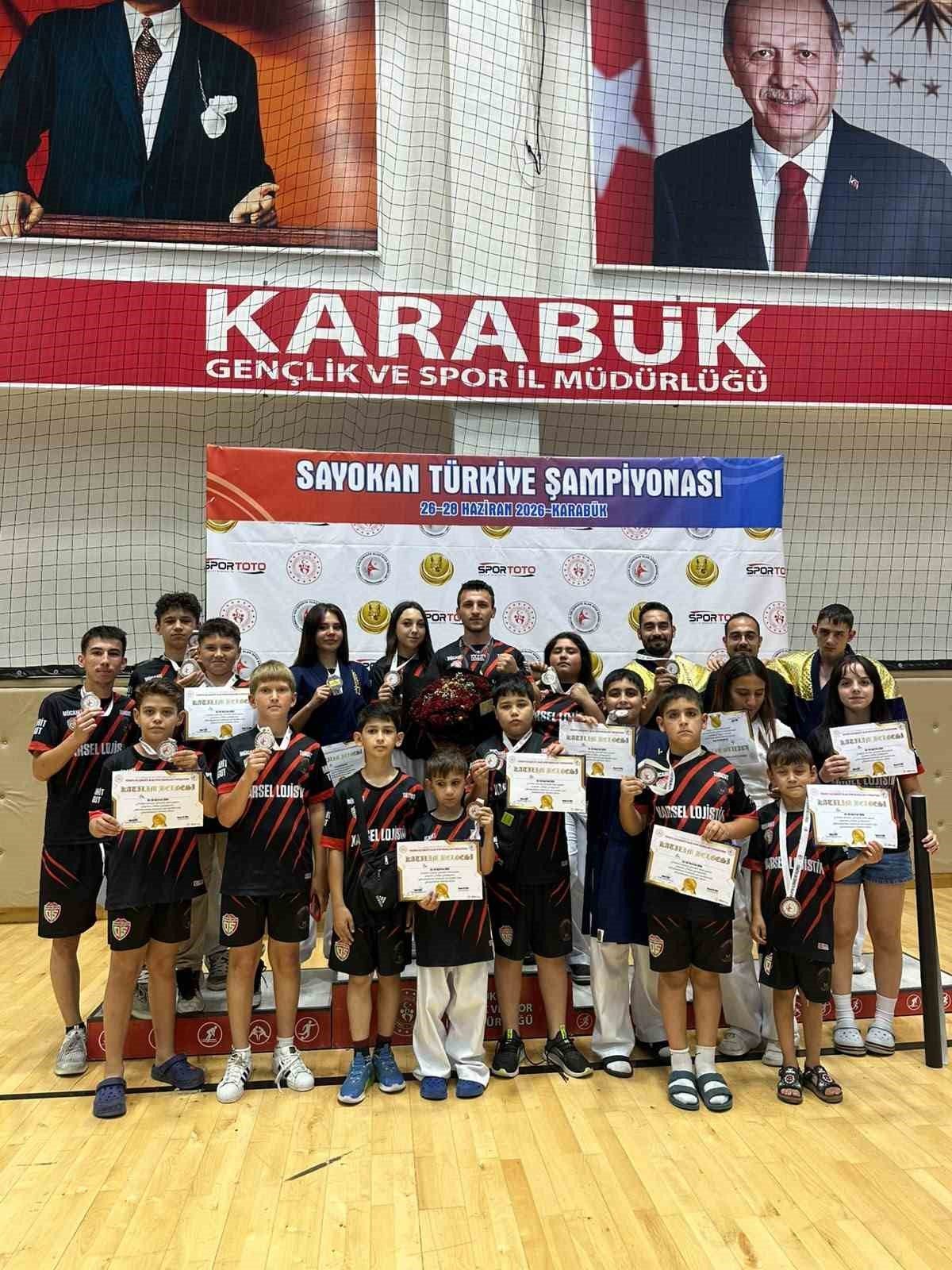 Sayokan Türkiye Şampiyonası’nda Bilecikli sporcular, 16 milli takım adayı ve