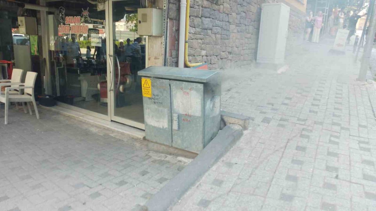 Bilecik’te bir elektrik trafosunda meydana gelen patlama sonrası çıkan duman