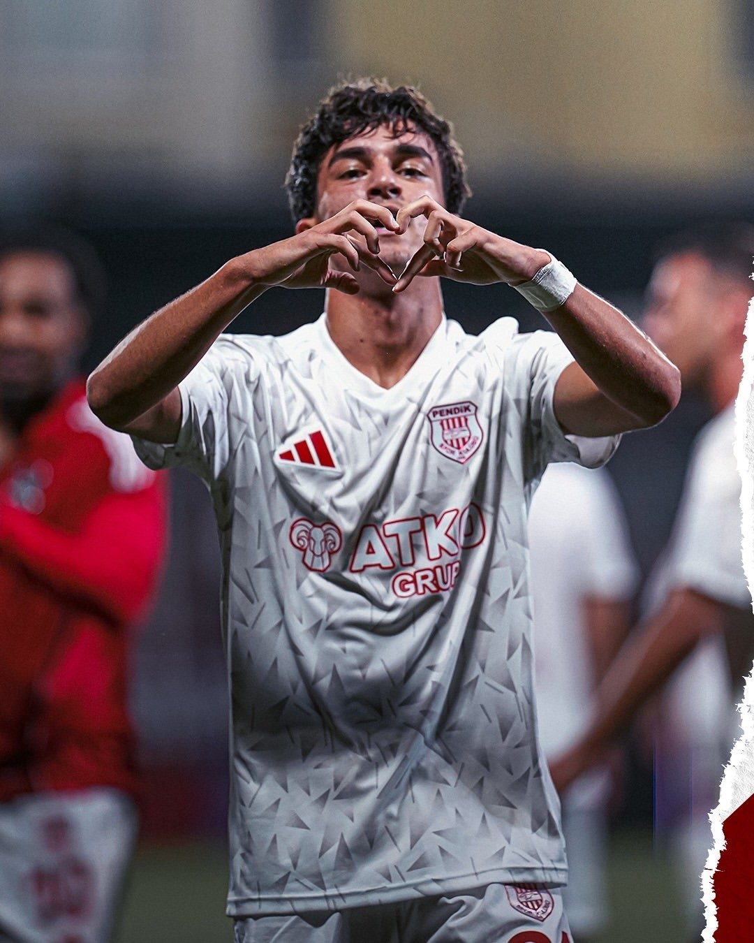 Bursaspor, Eyüpspor’un 19 yaşındaki milli sağ beki Hüseyin Maldar’ı kadrosuna