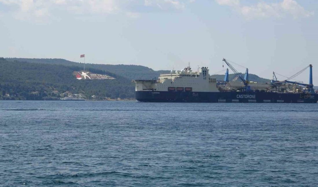 Dünyanın en büyük ve en gelişmiş boru döşeme gemilerinden biri