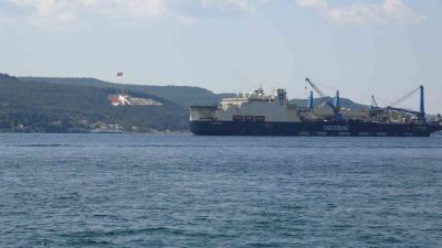 Dünyanın en büyük ve en gelişmiş boru döşeme gemilerinden biri