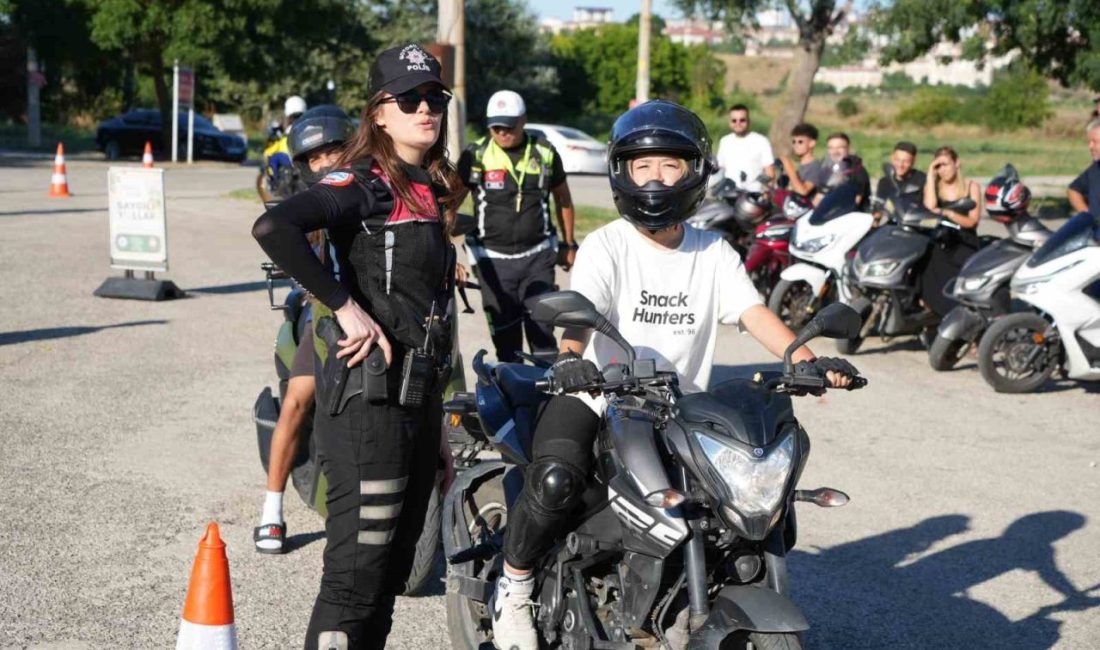 Edirne İl Emniyet Müdürlüğü, motosiklet kazalarının önüne geçmek amacıyla dikkat