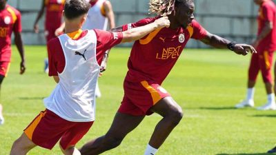 Galatasaray, yeni sezon hazırlıklarını Avusturya’da yaptığı antrenmanla sürdürdü. Dinamik ısınmayla