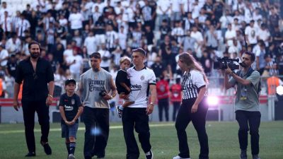 Beşiktaş’ın Arsenal’den kadrosuna kattığı Belçikalı futbolcu Leandro Trossard, yaklaşık 20